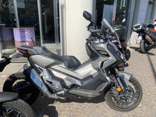 Carica l'immagine nel visualizzatore di Gallery, HONDA X ADV 750 - 2020 - KM 11682