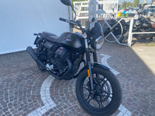Carica l'immagine nel visualizzatore di Gallery, MOTO GUZZI V7 III STONE - 2018 - KM 17723