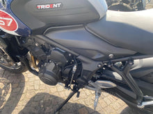 Carica l'immagine nel visualizzatore di Gallery, TRIUMPH TRIDENT 660 TRIBUTE - 2024 - KM 3464