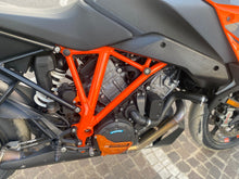 Carica l&#39;immagine nel visualizzatore di Gallery, KTM 1290 SUPER DUKE GT - 2023 - KM 15577