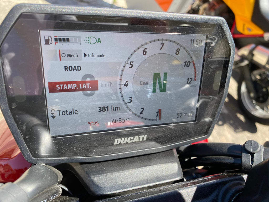DUCATI STREETFIGHTER V2 - 2026 - KM 381