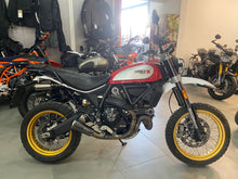 Carica l'immagine nel visualizzatore di Gallery, DUCATI SCRAMBLER 800 DESERT SLED - 2017 - KM 28749