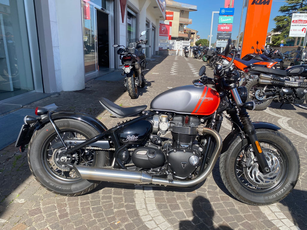 TRIUMPH BONNEVILLE BOBBER 1200 - 2025 - KM 2133