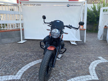 Carica l'immagine nel visualizzatore di Gallery, MOTO GUZZI V7 STONE - 2022 - KM 9127