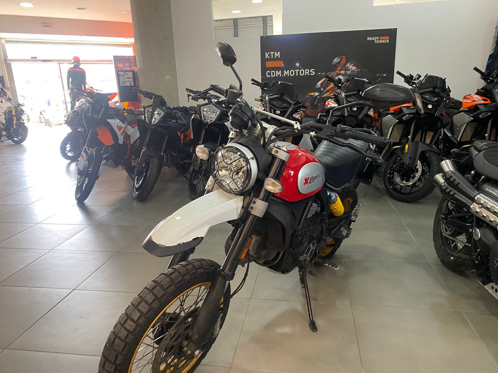 DUCATI SCRAMBLER 800 DESERT SLED - 2017 - KM 28749