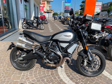 Carica l'immagine nel visualizzatore di Gallery, DUCATI SCRAMBLER 1100 DARK - 2023 - KM 6880