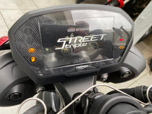 Carica l&#39;immagine nel visualizzatore di Gallery, TRIUMPH STREET TRIPLE 765 RS - 2023 - KM 18207