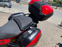 Carica l'immagine nel visualizzatore di Gallery, DUCATI MULTISTRADA V2 S - 2024 - KM 2135