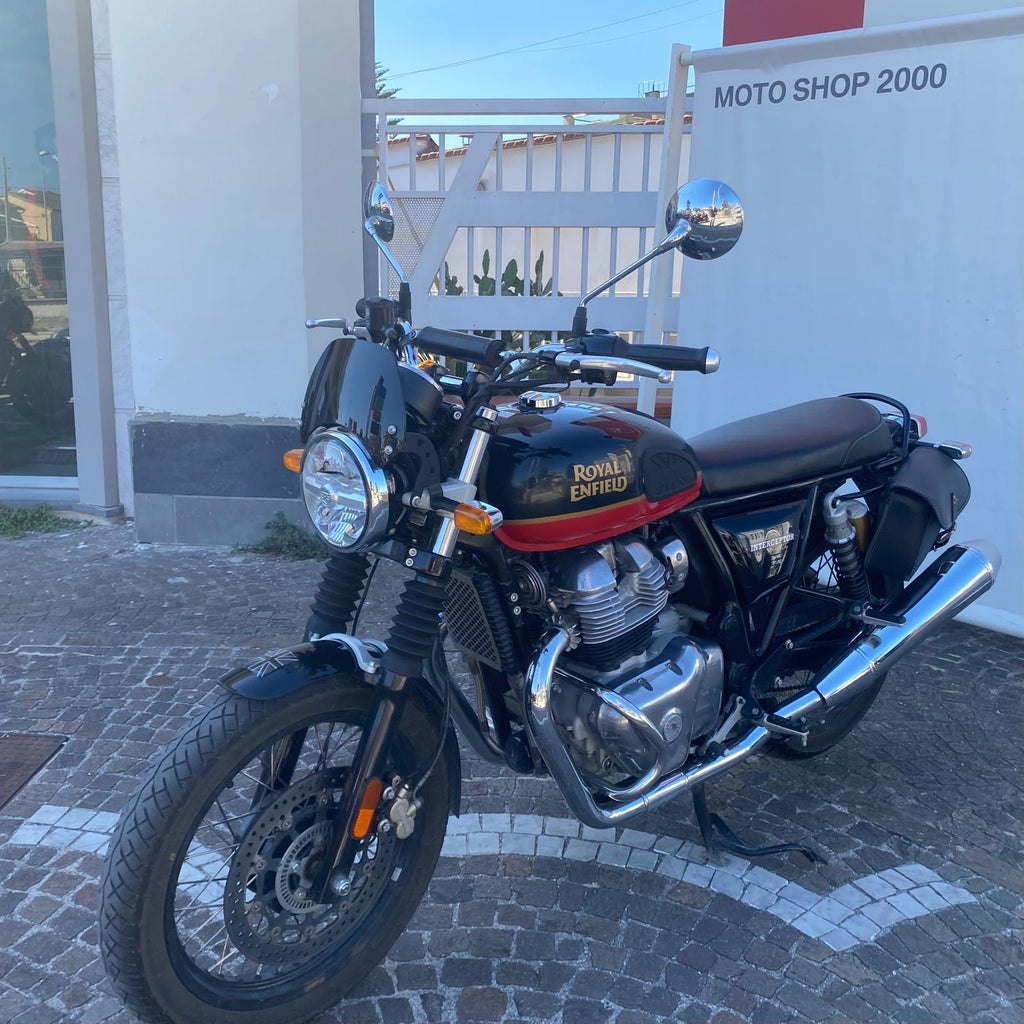 ROYAL ENFIELD INTERCEPTOR 650 - 2024 - KM 19530