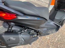 Carica l'immagine nel visualizzatore di Gallery, PIAGGIO BEVERLY 400 S - 2026 - KM 1226