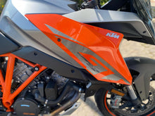Carica l&#39;immagine nel visualizzatore di Gallery, KTM 1290 SUPER DUKE - 2018 - KM 13057
