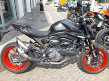 Carica l&#39;immagine nel visualizzatore di Gallery, DUCATI MONSTER 937+ - 2023 - KM 5169
