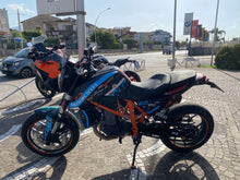 Carica l'immagine nel visualizzatore di Gallery, KTM 690 DUKE - 2017 - KM 27582