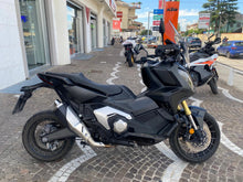 Carica l&#39;immagine nel visualizzatore di Gallery, HONDA X ADV 750 - 2024 - KM 5551