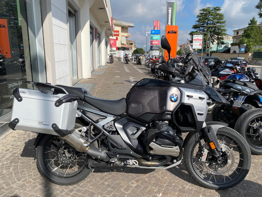 BMW R 1300 GS ADVENTURE TRIPLE BLACK - 2025 - KM 5996