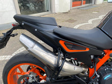 Carica l'immagine nel visualizzatore di Gallery, KTM 890 DUKE R - 2022 - KM 21090