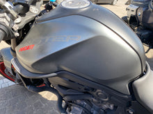 Carica l'immagine nel visualizzatore di Gallery, DUCATI MONSTER 937 - 2024 - KM 4086