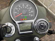 Carica l'immagine nel visualizzatore di Gallery, ROYAL ENFIELD CLASSIC 350 - 2023 - KM 4534