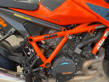 Carica l&#39;immagine nel visualizzatore di Gallery, KTM 1290 SUPER DUKE R - 2020 - KM 15905