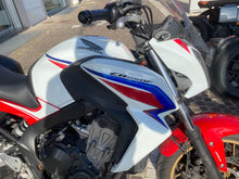 Carica l&#39;immagine nel visualizzatore di Gallery, HONDA CB 650 F - 2015 - KM 45435
