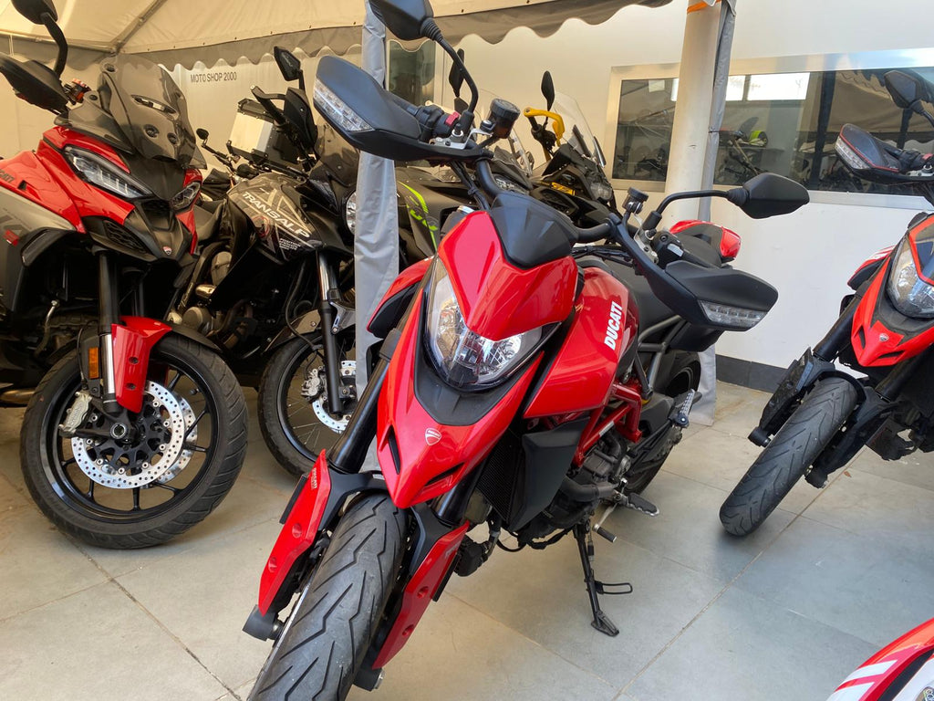 DUCATI HYPERMOTARD 950 - 2024 - KM 2689
