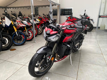 Carica l&#39;immagine nel visualizzatore di Gallery, TRIUMPH STREET TRIPLE 765 RS - 2023 - KM 18207