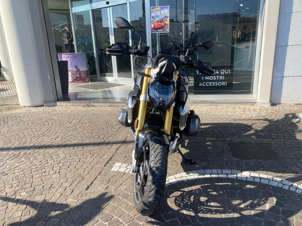 BMW R 1250 R - 2024 - KM 10987