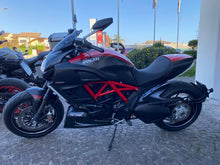 Carica l&#39;immagine nel visualizzatore di Gallery, DUCATI DIAVEL CARBON - 2011 - KM 27273