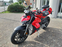 Carica l&#39;immagine nel visualizzatore di Gallery, DUCATI STREETFIGHTER V4 - 2025 - KM 427