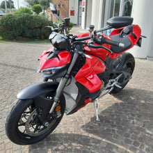 Carica l&#39;immagine nel visualizzatore di Gallery, DUCATI STREETFIGHTER V4 - 2025 - KM 427