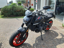 Carica l&#39;immagine nel visualizzatore di Gallery, DUCATI MONSTER 937+ - 2023 - KM 5169