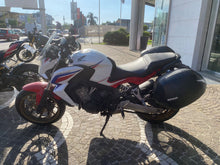 Carica l&#39;immagine nel visualizzatore di Gallery, HONDA CB 650 F - 2015 - KM 45435