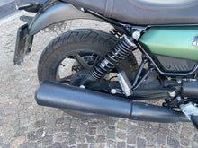 Carica l&#39;immagine nel visualizzatore di Gallery, MOTO GUZZI V7 STONE - 2021 - KM 19727