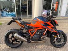 Carica l&#39;immagine nel visualizzatore di Gallery, KTM 1290 SUPER DUKE R - 2020 - KM 15905