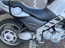 Carica l'immagine nel visualizzatore di Gallery, BMW F 650 CS SCARVER - 2002 - KM 24301