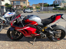 Carica l&#39;immagine nel visualizzatore di Gallery, DUCATI PANIGALE V4 - 2019 - KM 17827