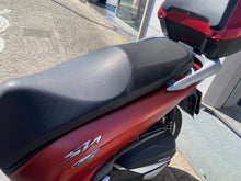 Carica l'immagine nel visualizzatore di Gallery, HONDA SH 350 - 2022 - KM 20456