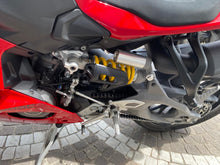 Carica l'immagine nel visualizzatore di Gallery, DUCATI PANIGALE V2 - 2025 - KM 2507