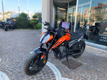 Carica l'immagine nel visualizzatore di Gallery, KTM 790 DUKE L DEPOTENZIATA - 2023 - KM 3228