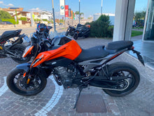 Carica l'immagine nel visualizzatore di Gallery, KTM 790 DUKE L DEPOTENZIATA - 2023 - KM 3228