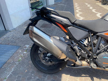 Carica l'immagine nel visualizzatore di Gallery, KTM 1290 SUPER ADVENTURE S - 2022 - KM 1301