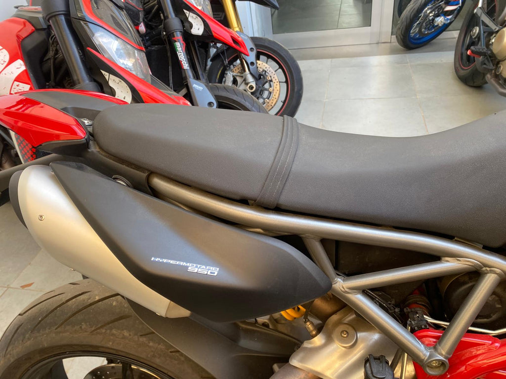 DUCATI HYPERMOTARD 950 - 2024 - KM 2689