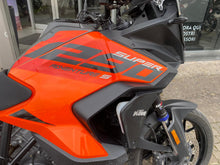 Carica l'immagine nel visualizzatore di Gallery, KTM 1290 SUPER ADVENTURE S - 2023 - KM 37919