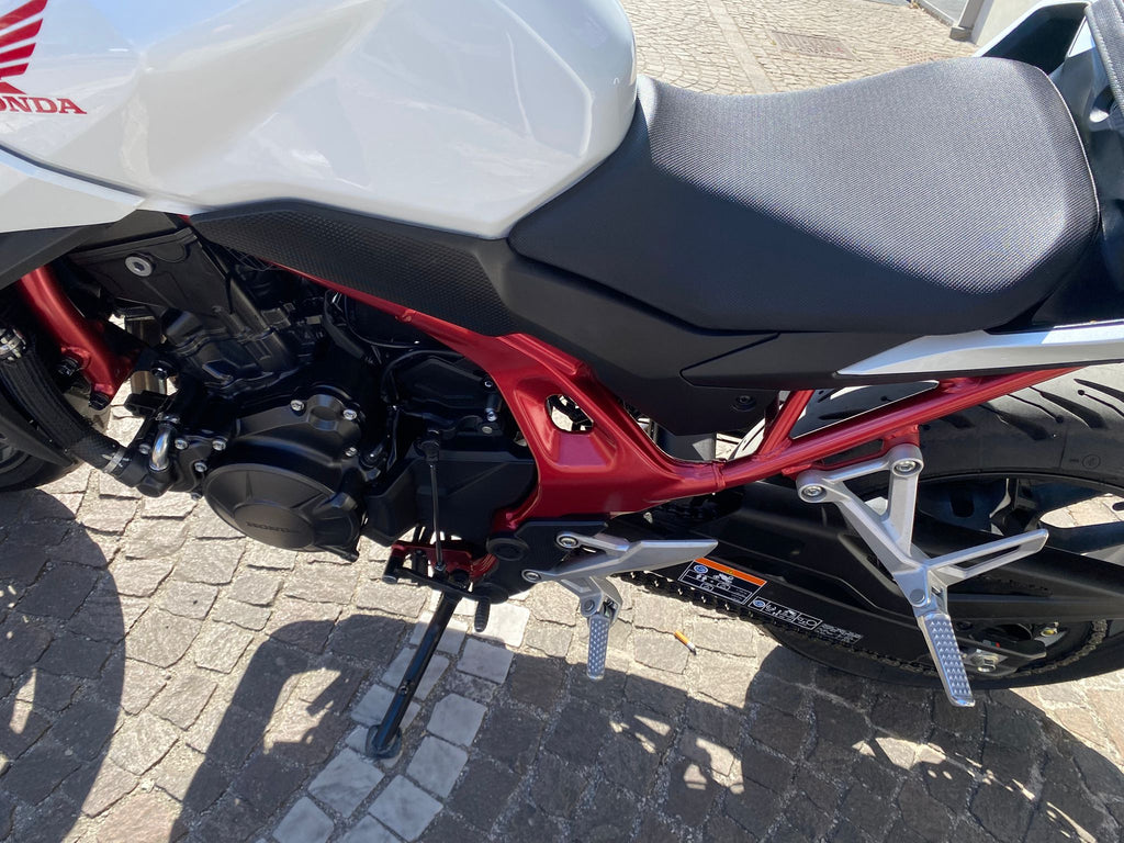 HONDA CB 750 HORNET - 2023 - KM 4740