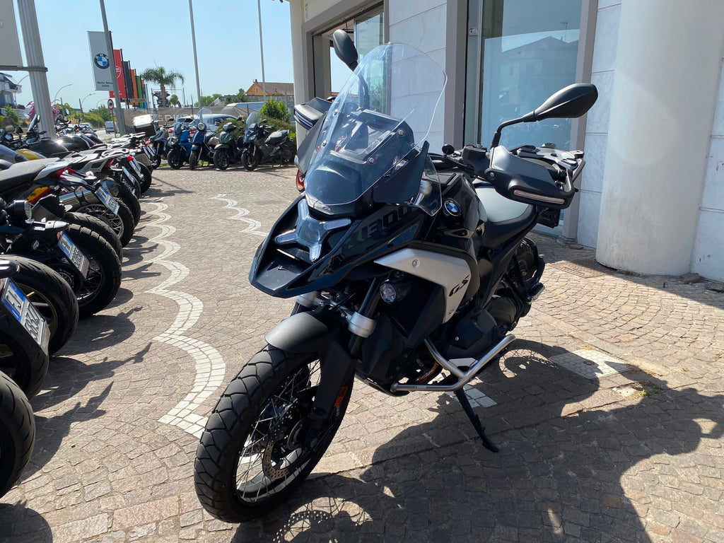 BMW R 1300 GS TRIPLE BLACK - 2025 - KM 3398