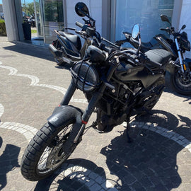 HUSQVARNA SVARTPILEN 125 - 2024 - KM 9383