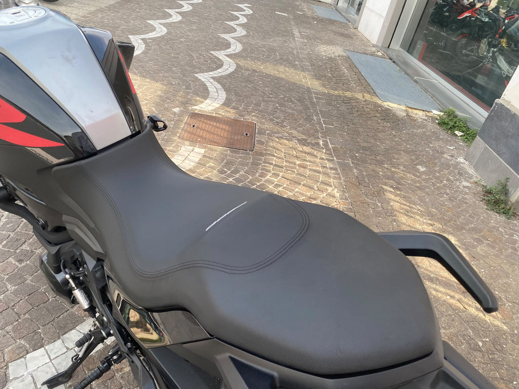 BMW F 900 R - 2022 - KM 16692
