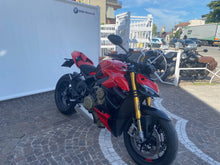 Carica l'immagine nel visualizzatore di Gallery, DUCATI STREETFIGHTER V4 S - 2023 - KM 19140