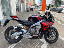 Carica l'immagine nel visualizzatore di Gallery, APRILIA TUONO 660 FACTORY - 2024 - KM 13902