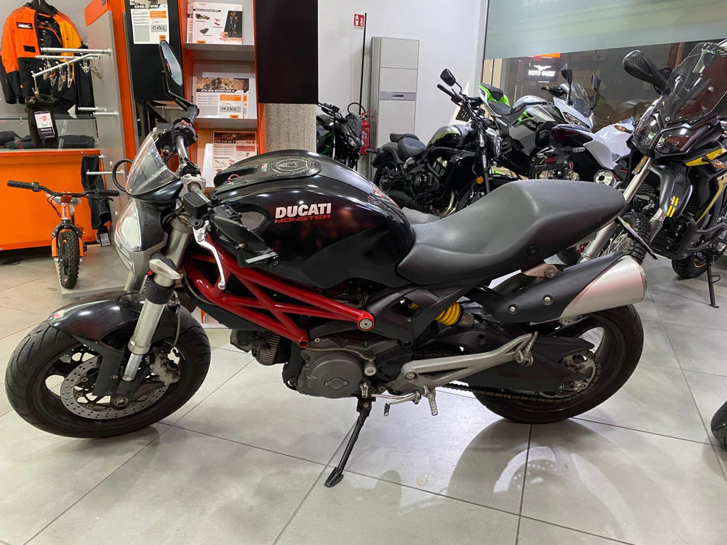 DUCATI MONSTER 696 + - 2010 - KM 46017